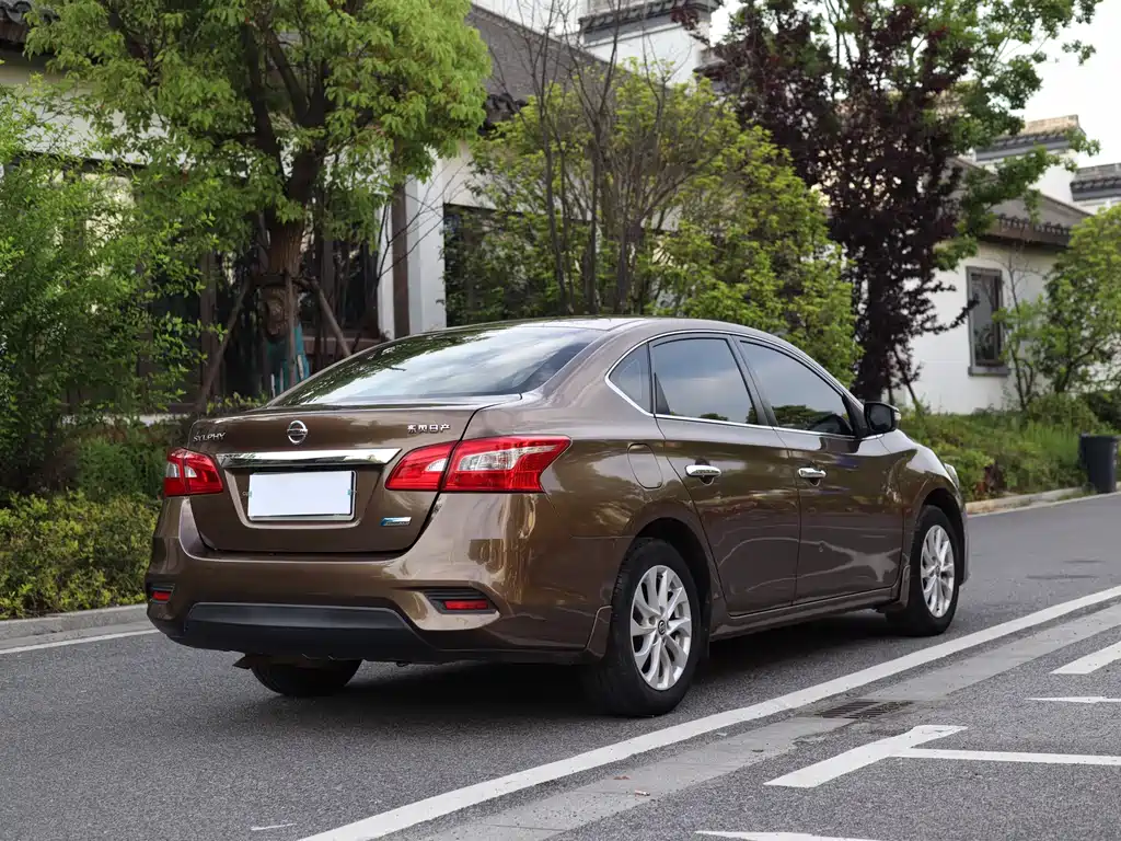 Sylphy 1.6 XL CVT Premium