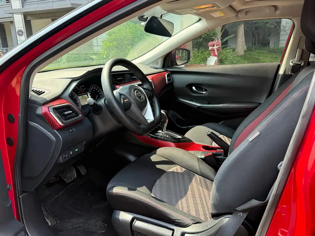 Lannia 1.6 L CVT Smart Cool