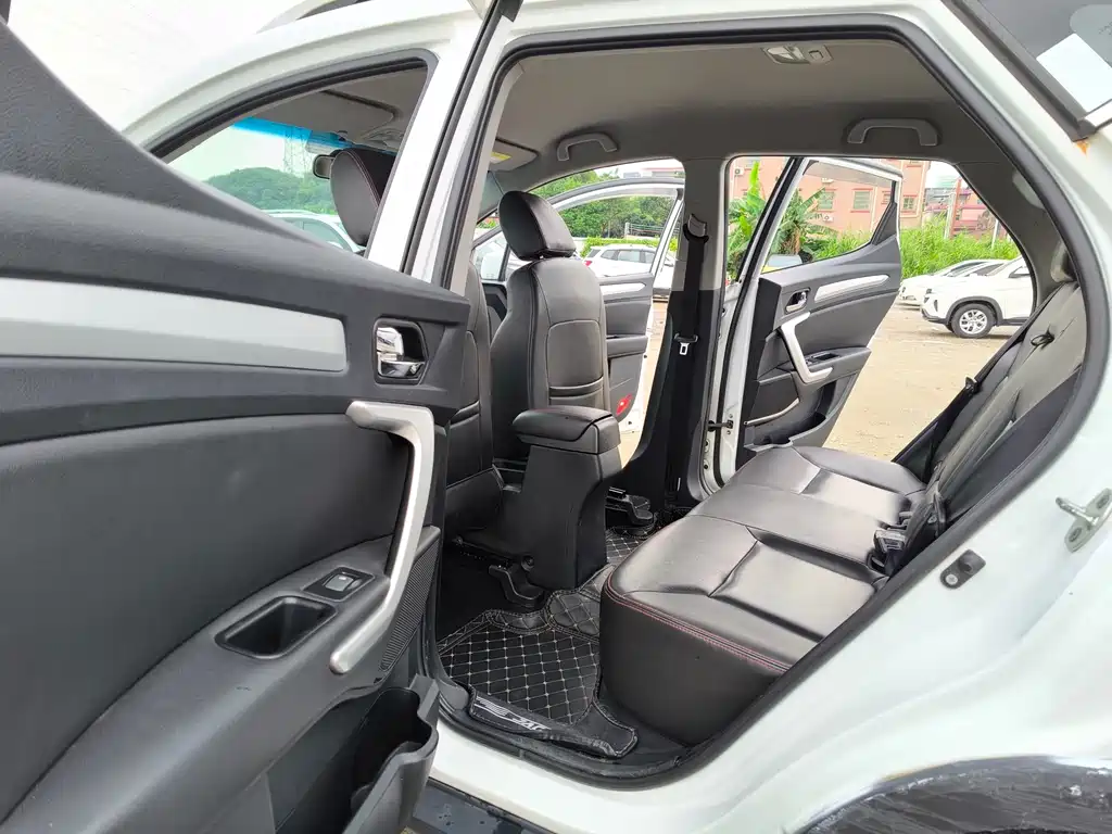 Refine S3 1.5 L CVT Luxury Smart