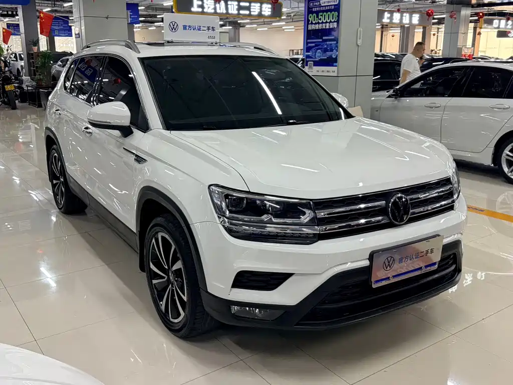 Tharu 280 TSI 2 WD Luxury