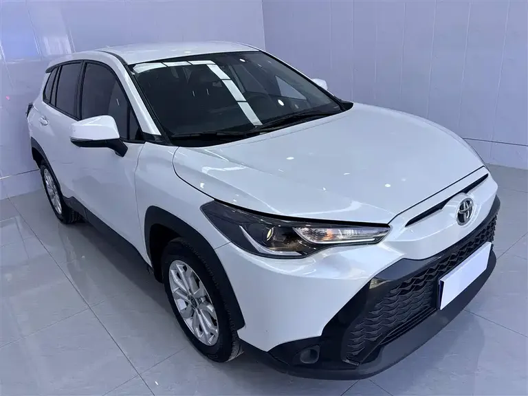 Toyota Frontlander 2.0 L CVT Elite