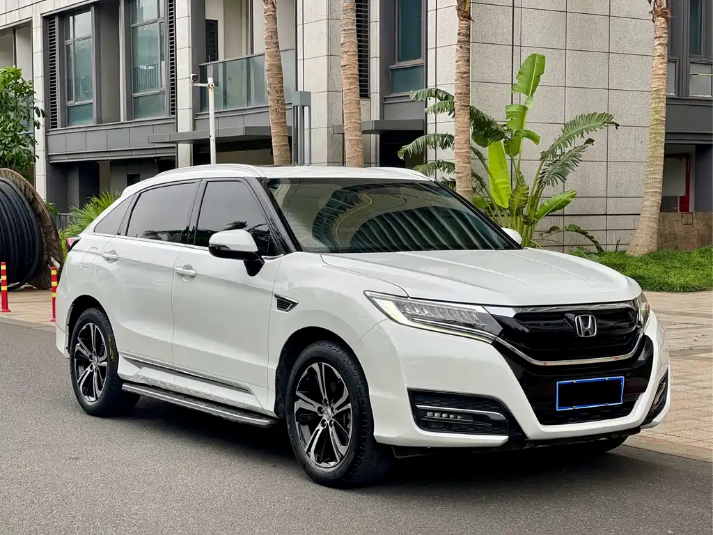 Honda UR-V 370 TURBO 4 WD Premium CN-V