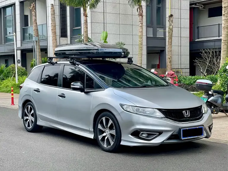 Honda Jade 1.8 L CVT Luxury 6-seat