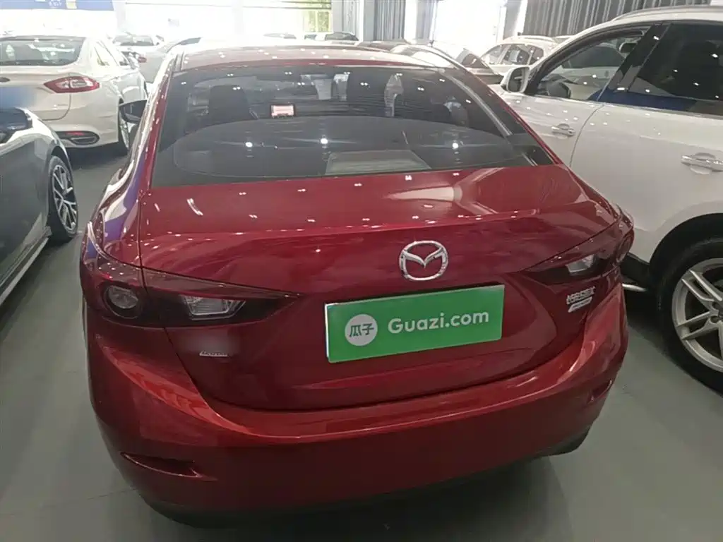 Mazda 3 Axela Sedan 1.5 L Auto Luxury