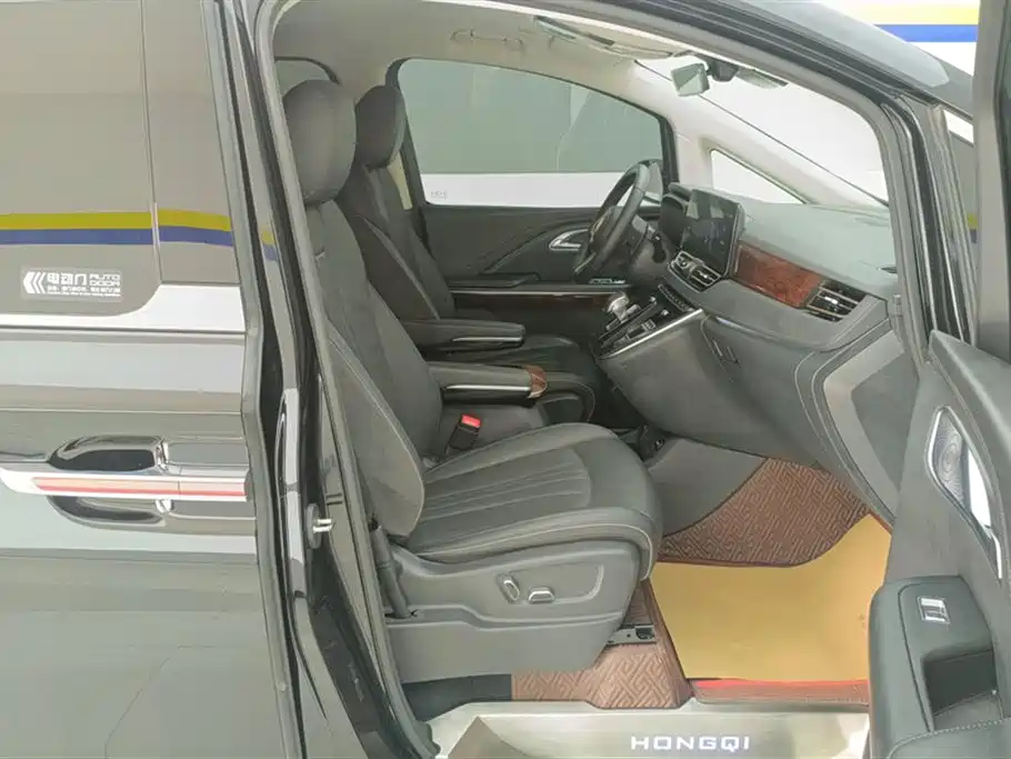 Hongqi HQ9 2.0 T Connected Flagship