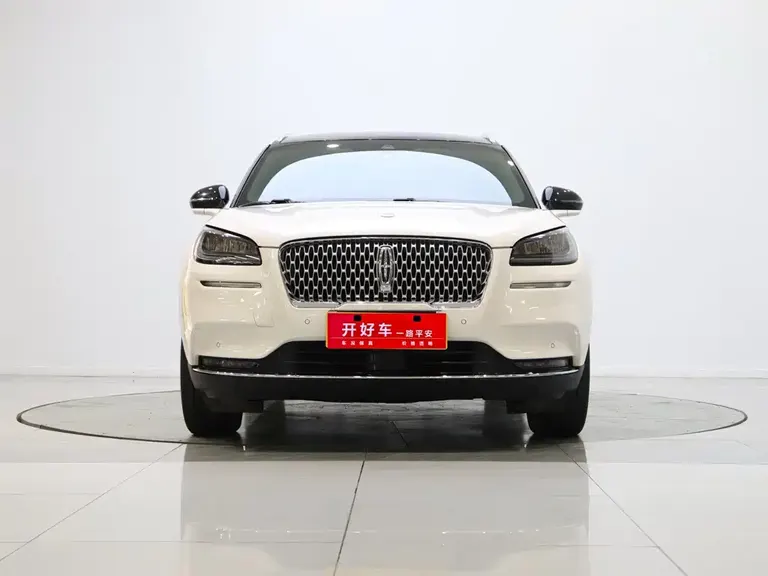 Lincoln Corsair 2.0 T 2 WD Graceful