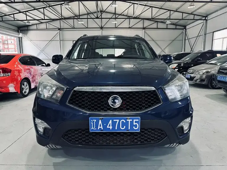SsangYong Actyon 爱腾 2014款 2.3 L 四驱自动豪华汽油版