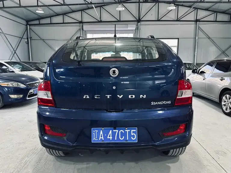 SsangYong Actyon 爱腾 2014款 2.3 L 四驱自动豪华汽油版
