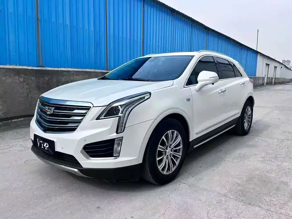 Cadillac XT5 Anniversary Celebration 25 T Luxury