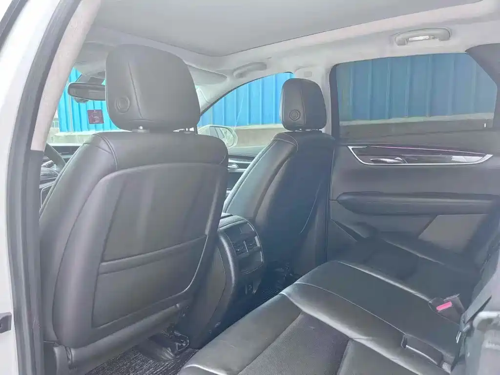 Cadillac XT5 Anniversary Celebration 25 T Luxury