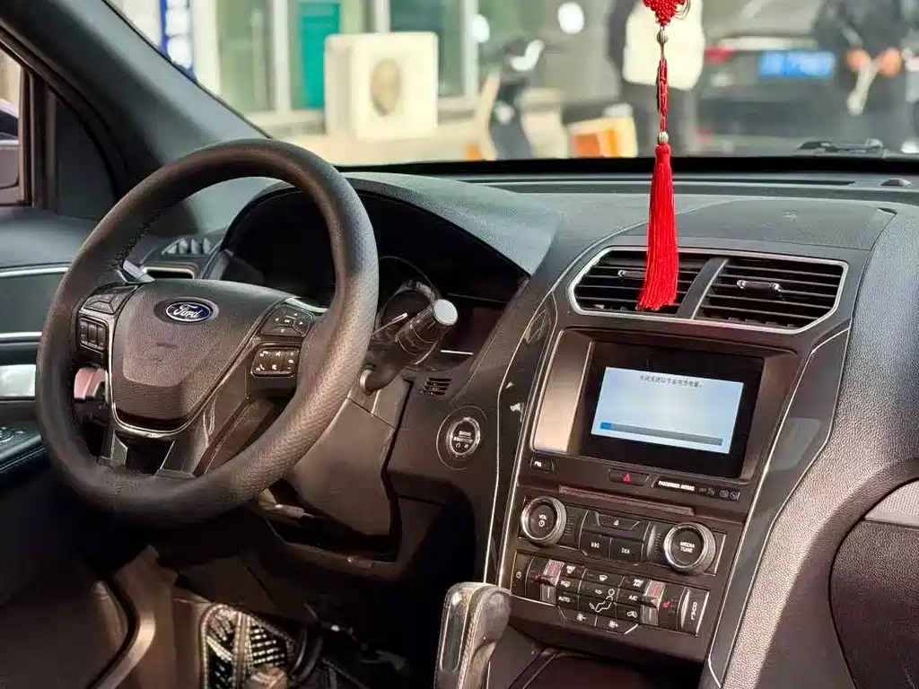 Explorer (Import) 2.3 T Style