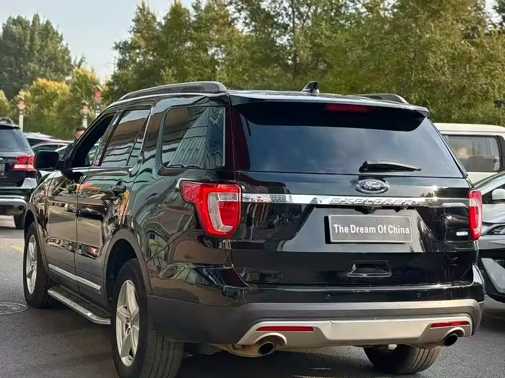 Explorer (Import) 2.3 T Style