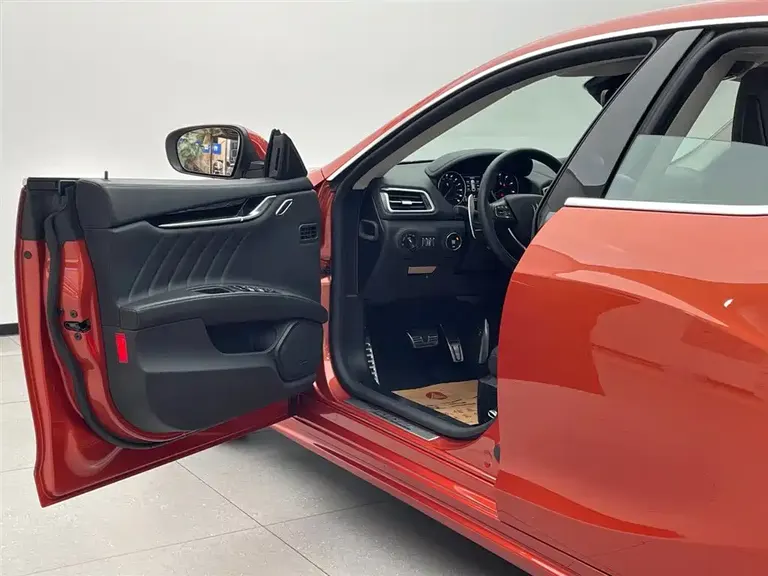 Maserati Ghibli 3.0 T Modena