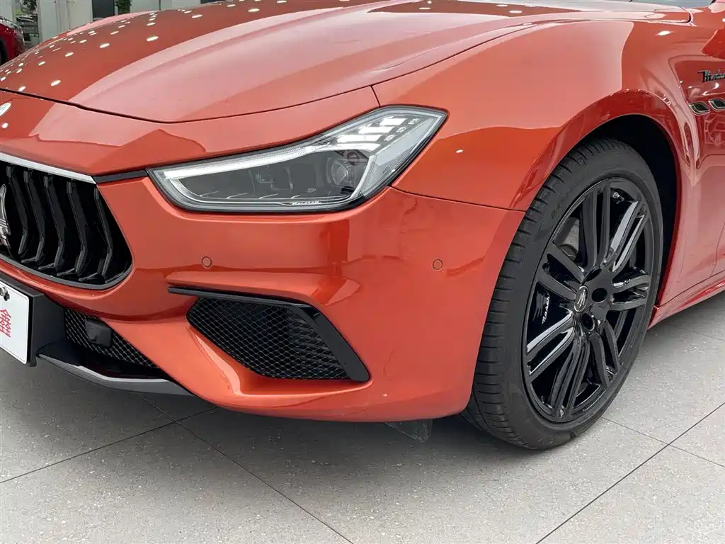 Ghibli 3.0 T Modena
