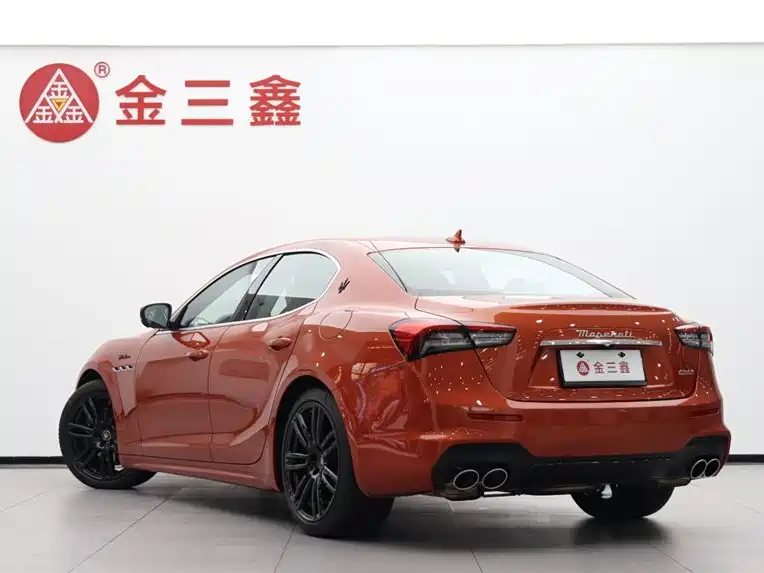 Ghibli 3.0 T Modena