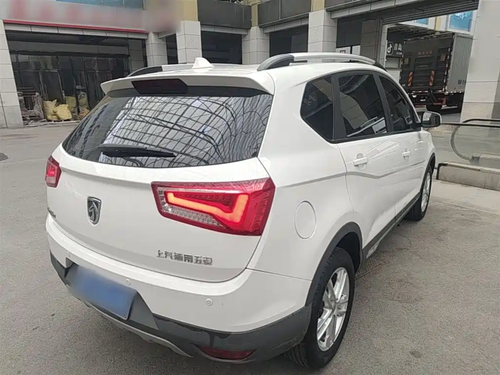 Baojun 560 1.8 L Manual Comfort