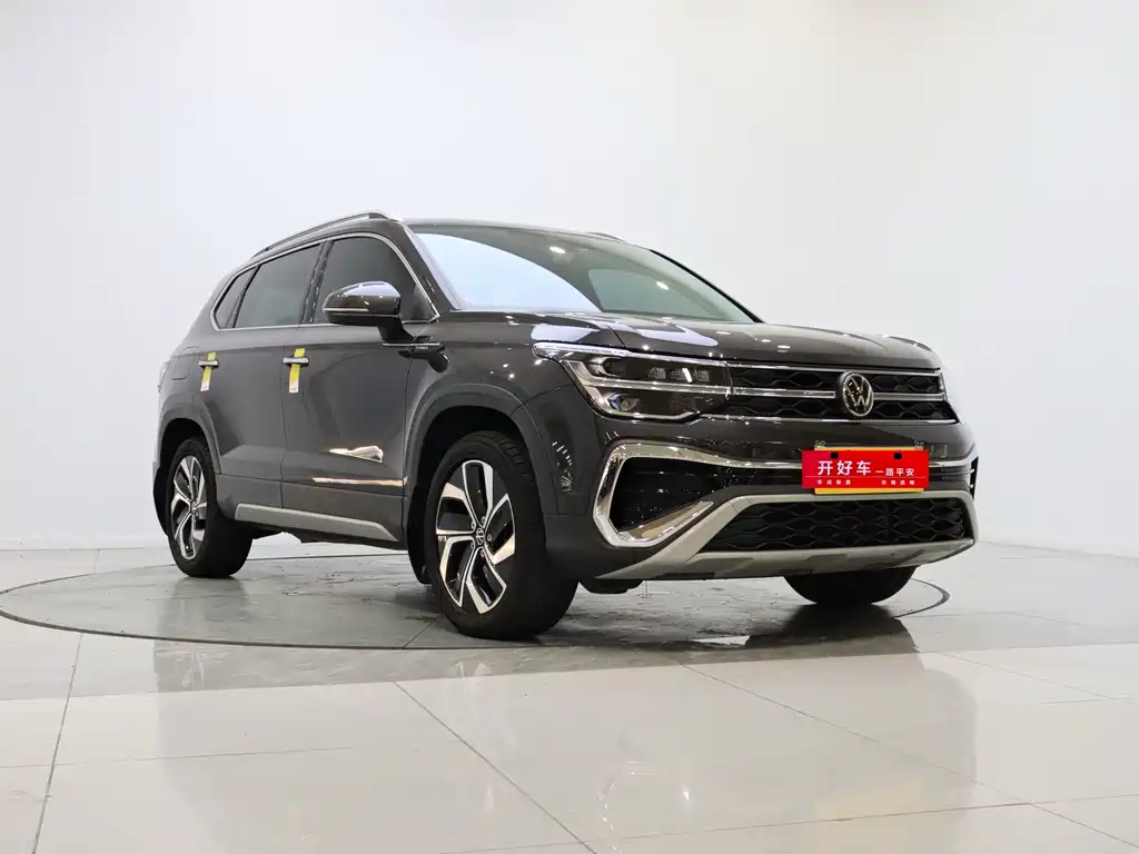 Tharu 300 TSI 2 WD Moon Supreme