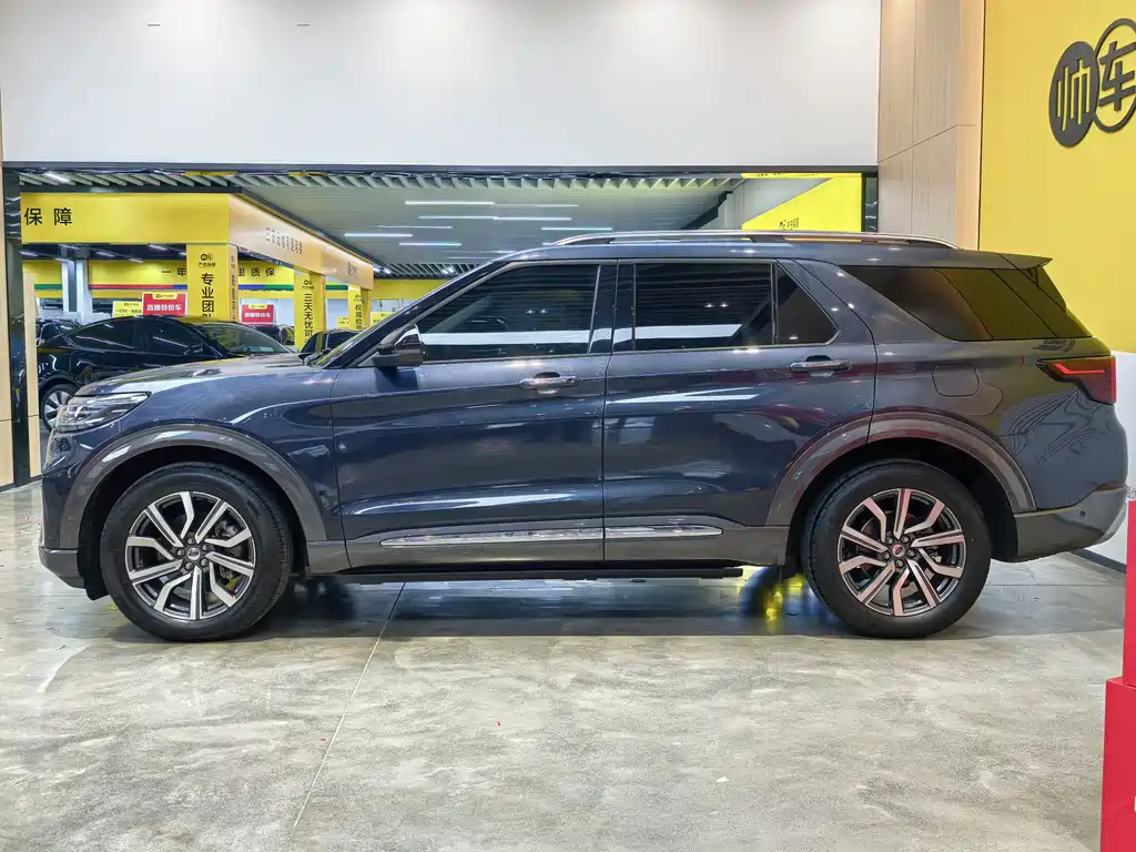 Explorer EcoBoost 285 4 WD Titanium 7-seat