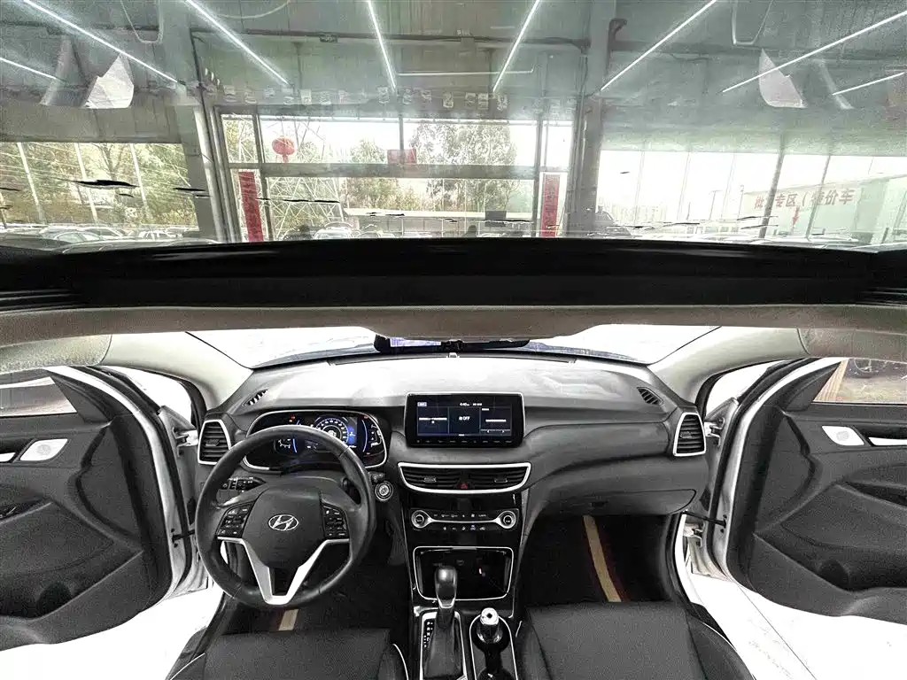 Tucson 280 TGDi 2 WD GLS Fashion CN-VI