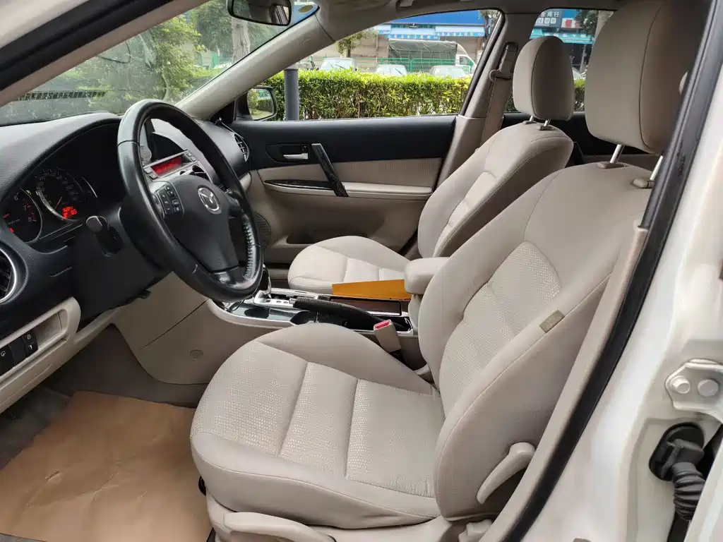 Mazda 6 2.0 L Auto Super Luxury