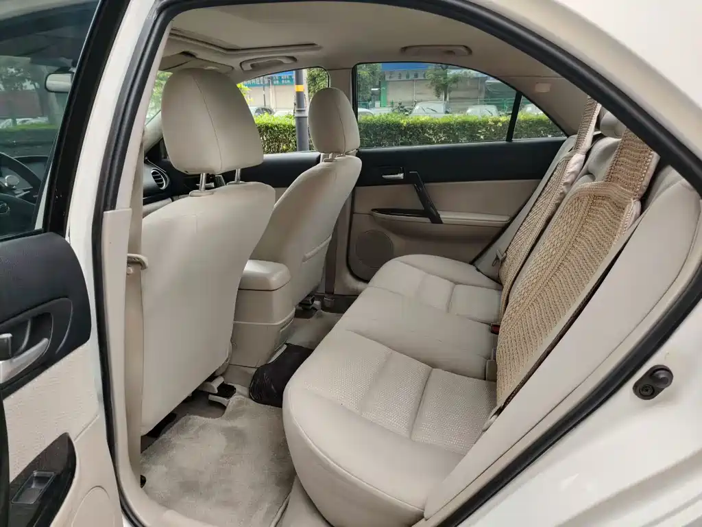 Mazda 6 2.0 L Auto Super Luxury