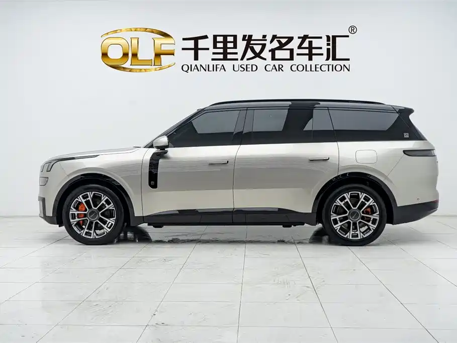 Lynk & Co 900 领克900 2025款 2.0 T Ultra 6座