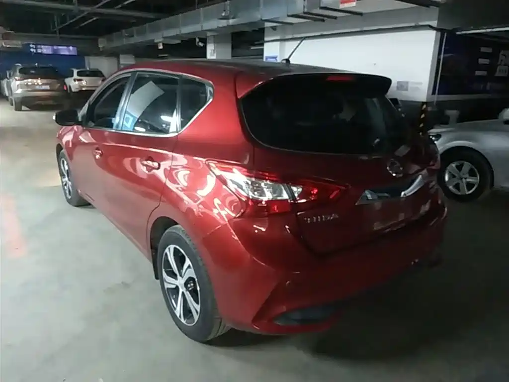 Tiida 1.6 L CVT Smart Travel CN-VI