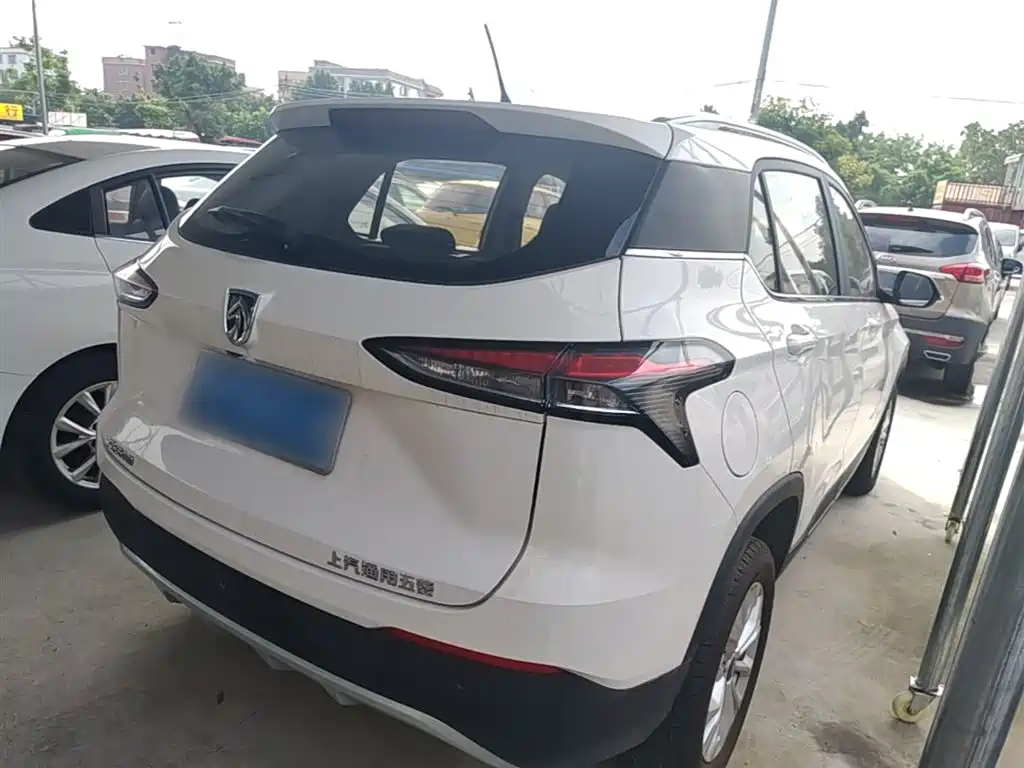 Baojun 510 1.5 L CVT Pleasure CN-VI
