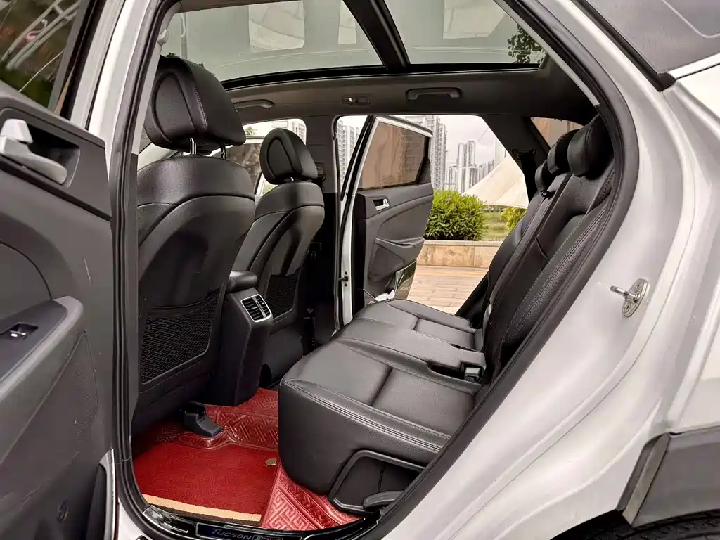 Tucson 1.6 T DCT 2 WD 15 Anniversary Special Edition