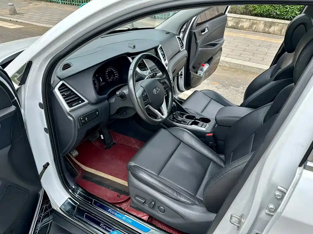 Tucson 1.6 T DCT 2 WD 15 Anniversary Special Edition