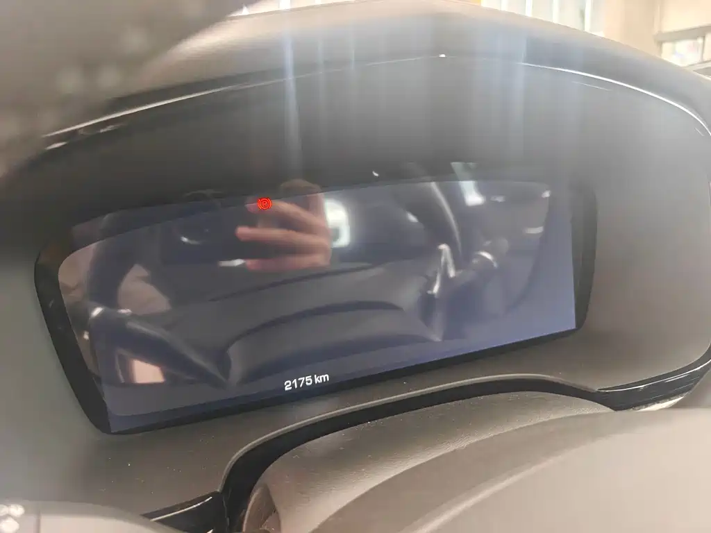 Cadillac XT6 2.0 T 6-seat 4 WD Distinguished Executive Black Label