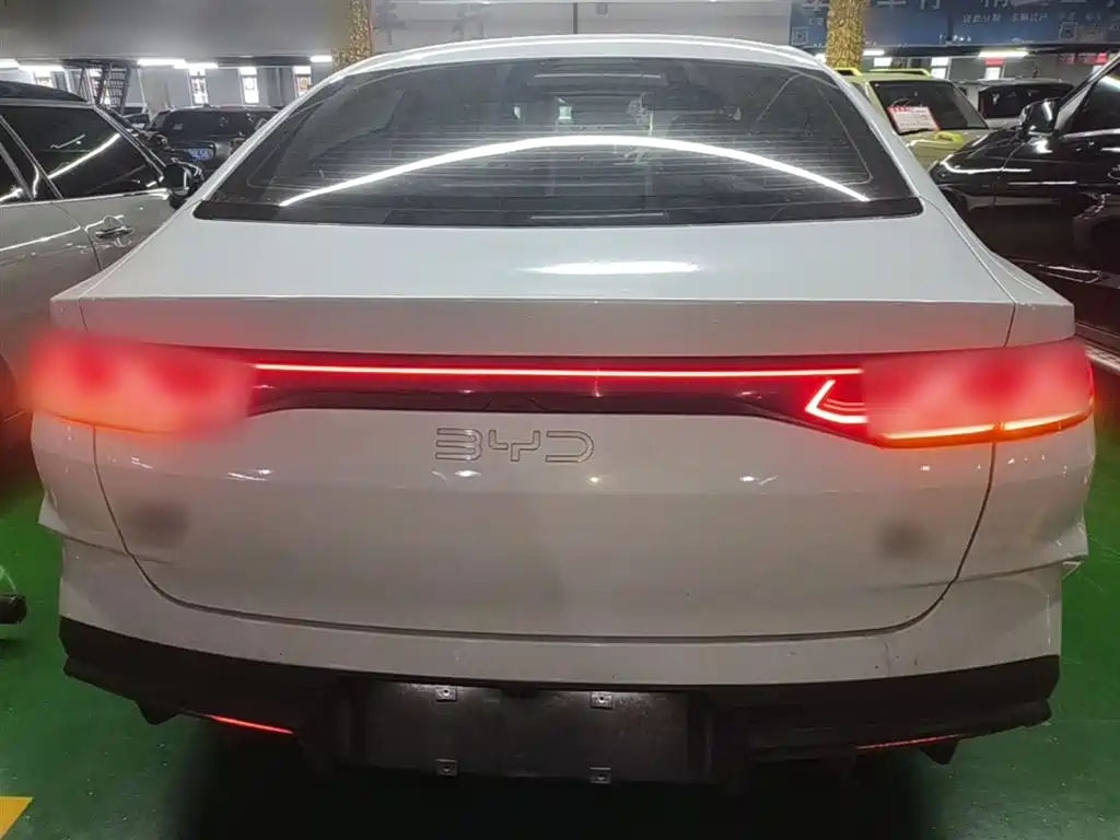 Qin L DM-i 120 KM Transcend