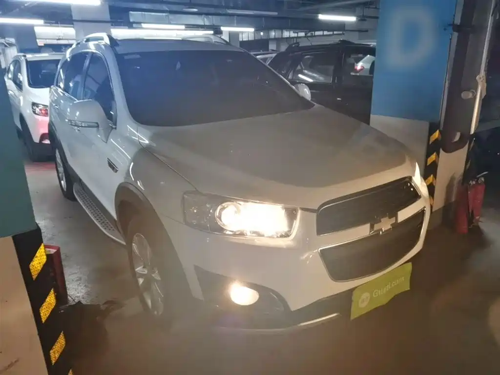 Captiva 2.4 L 4 WD Flagship 7-seat