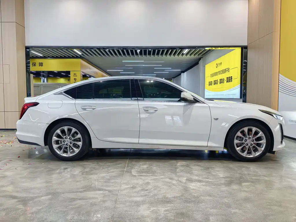 Cadillac CT5 Facelift 28 T Luxury