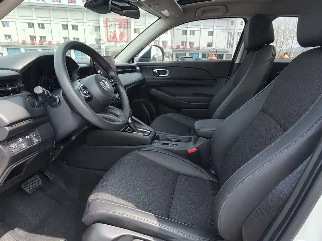 Vezel 1.5 L CVT Tech