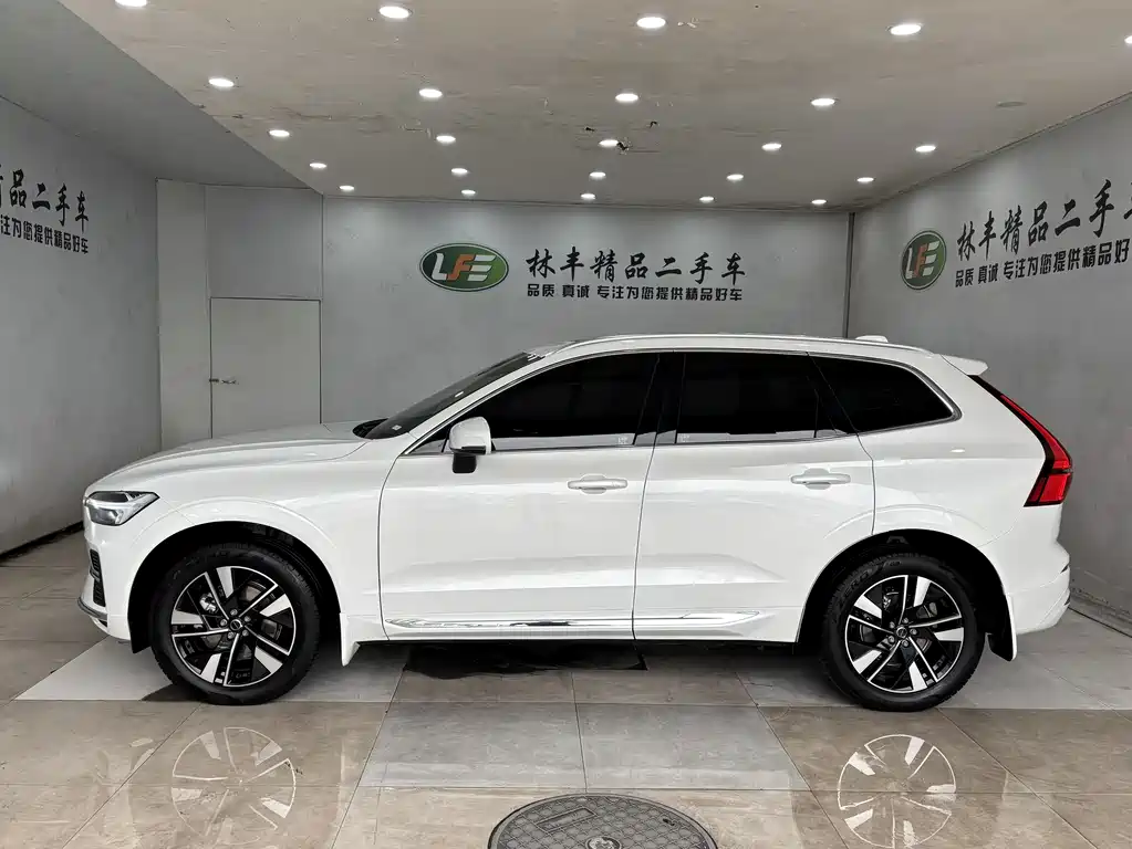 Volvo XC60 B5 4 WD Smart Vision Sport