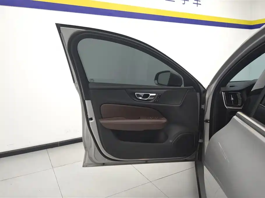 Volvo S60 B4 Smart Vision Luxury