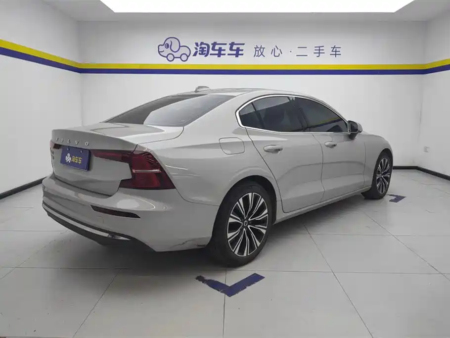 Volvo S60 B4 Smart Vision Luxury
