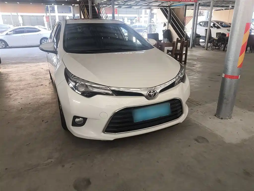 Levin 1.6 G CVT Elite