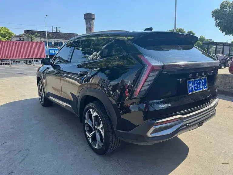 Geely Boyue L 1.5 TD DCT Distinguished