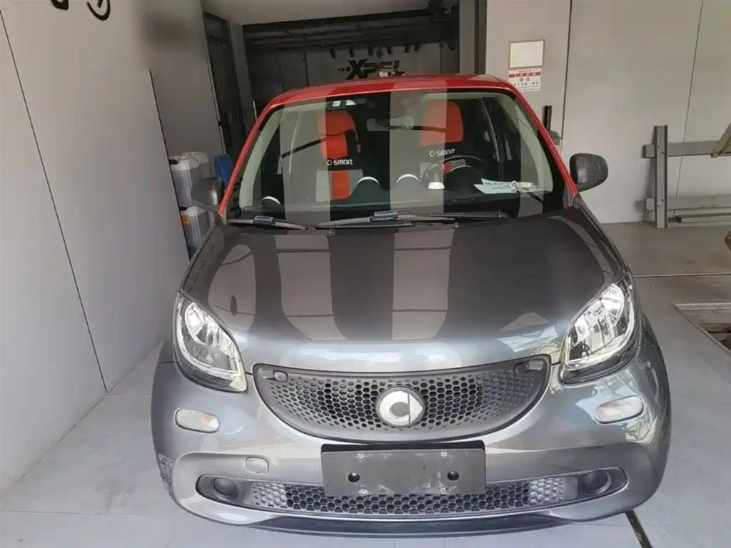 smart forfour 1.0 L 52 kW Agile