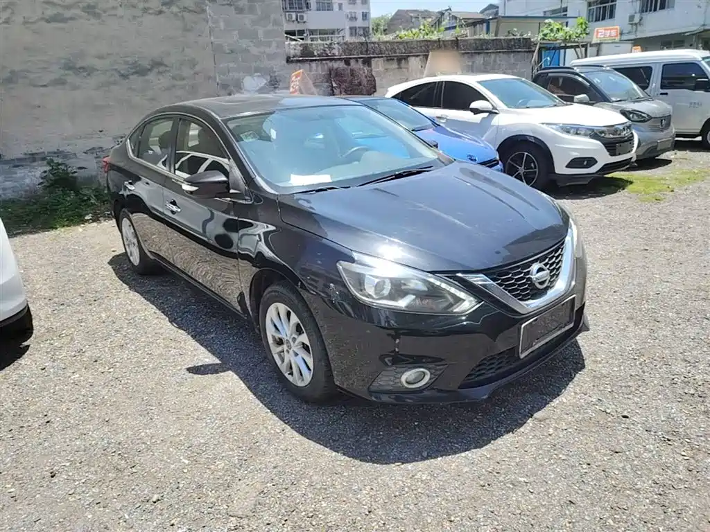 Sylphy 1.6 XV CVT Smart Enjoyment