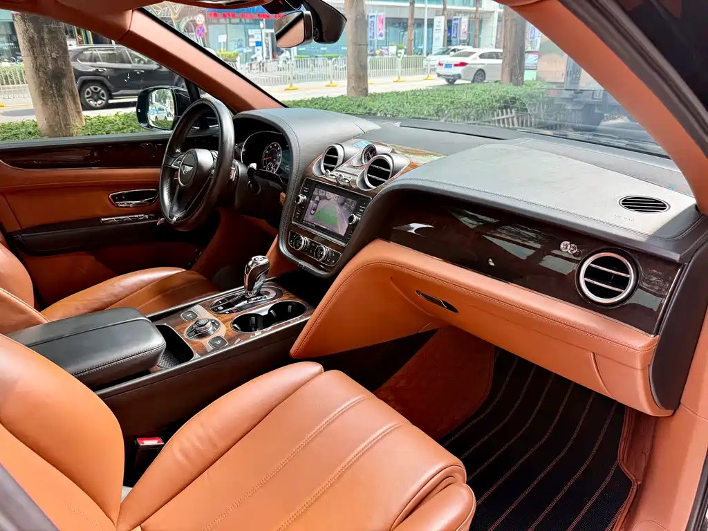 Bentayga 4.0 T V8