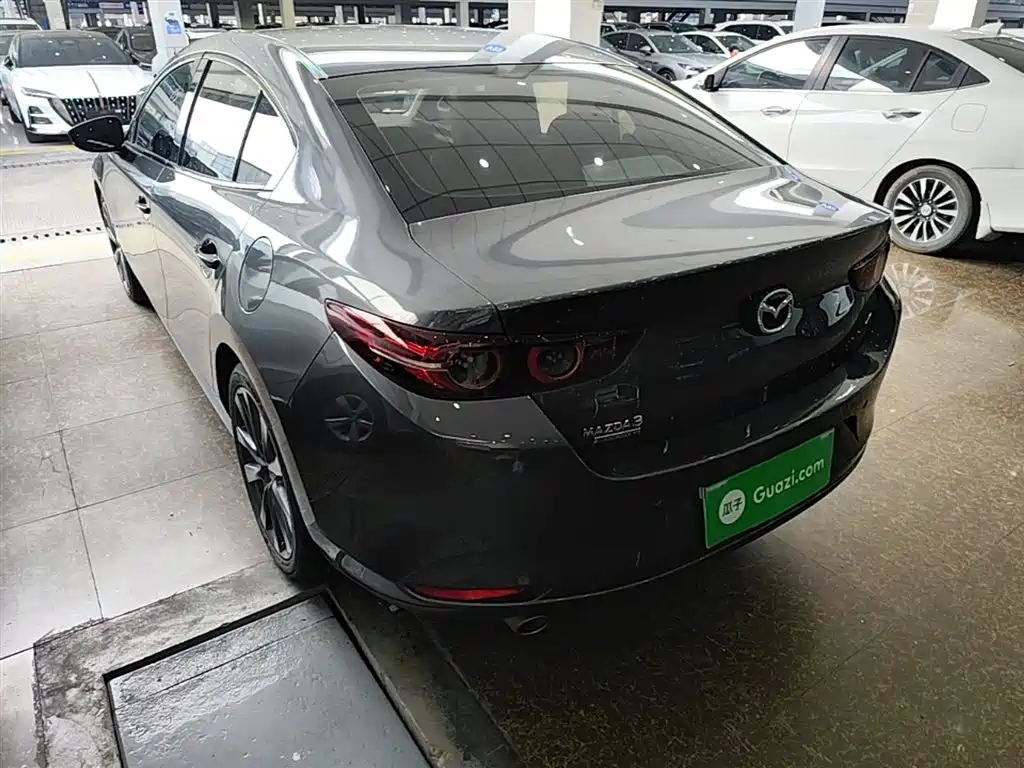 Mazda 3 Axela 2.0 L Auto