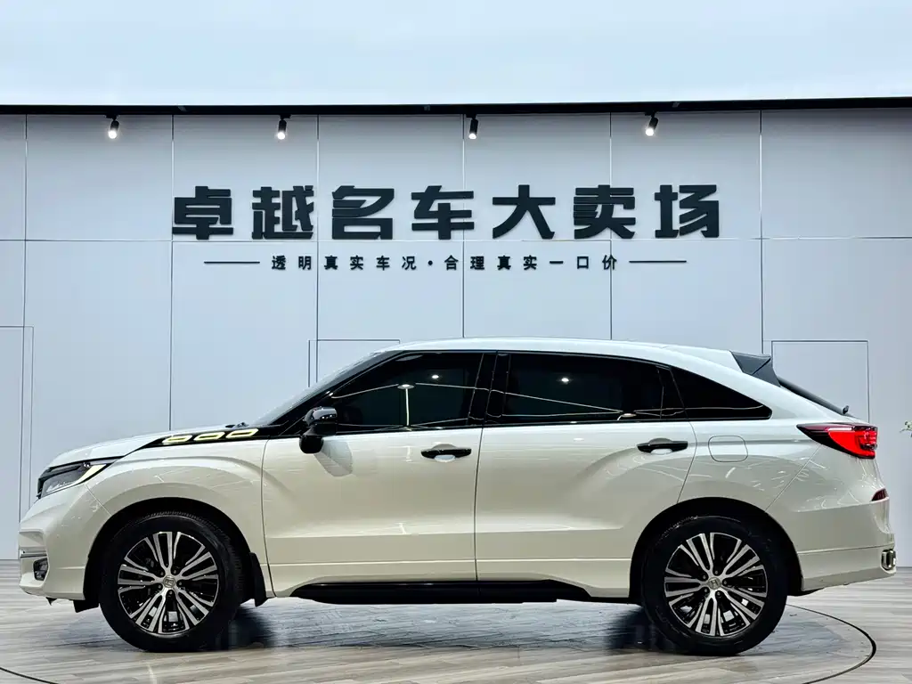 Avancier 370 TURBO 2 WD Luxury