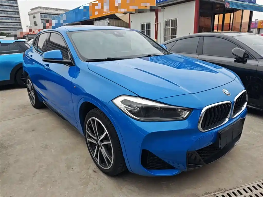BMW X2 sDrive25 i Premium M Sport Package