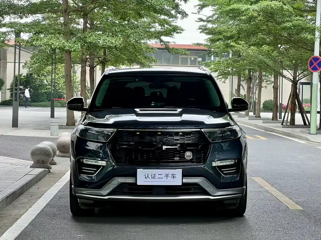 Explorer EcoBoost 285 4 WD Titanium 7-seat