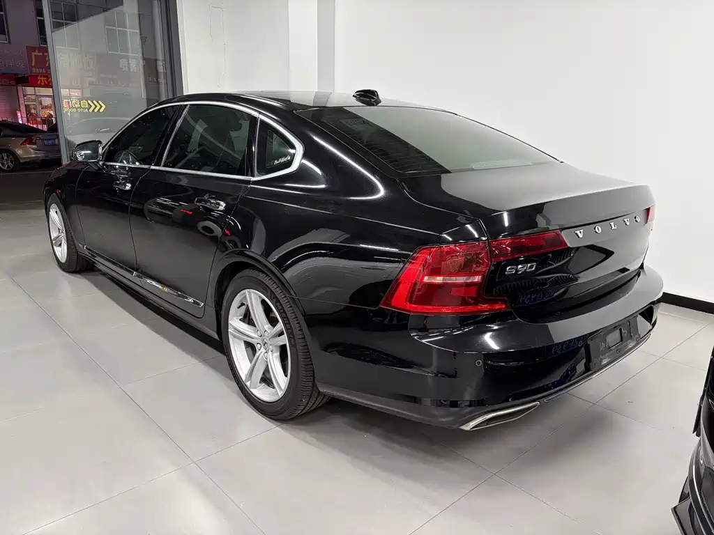 Volvo S90 T5 Smart Ease Luxury