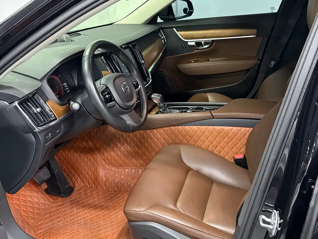 Volvo S90 T5 Smart Ease Luxury