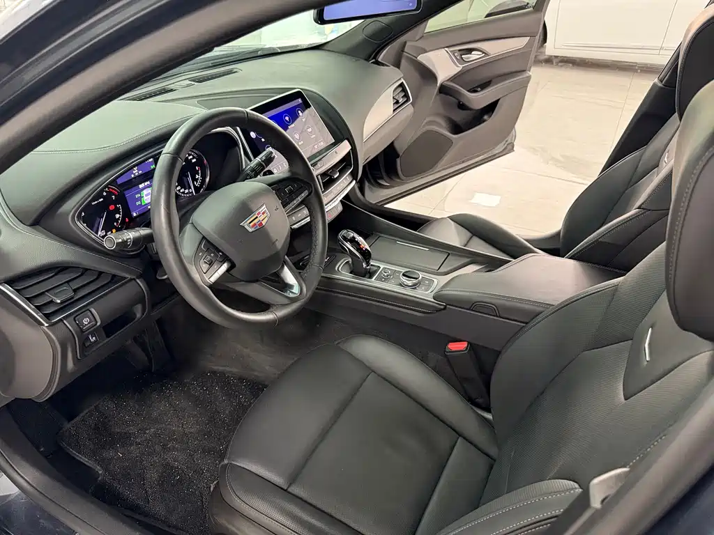 Cadillac CT5 Facelift 28 T Luxury